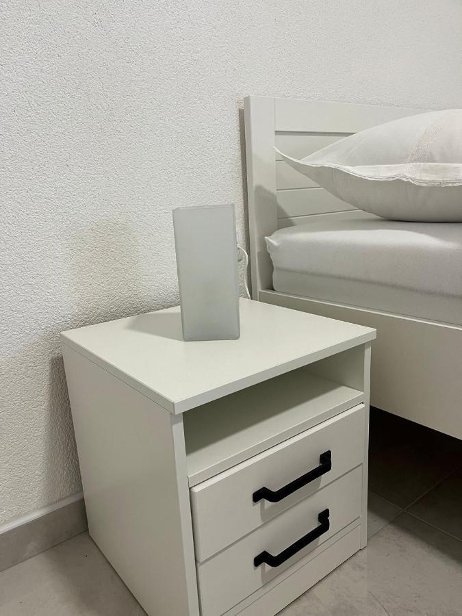 Deluxe Summer Breeze Baska Voda Luaran gambar
