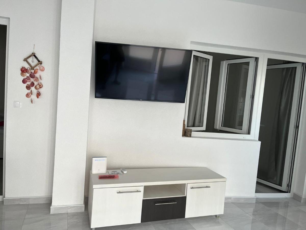 Deluxe Summer Breeze Baska Voda Luaran gambar